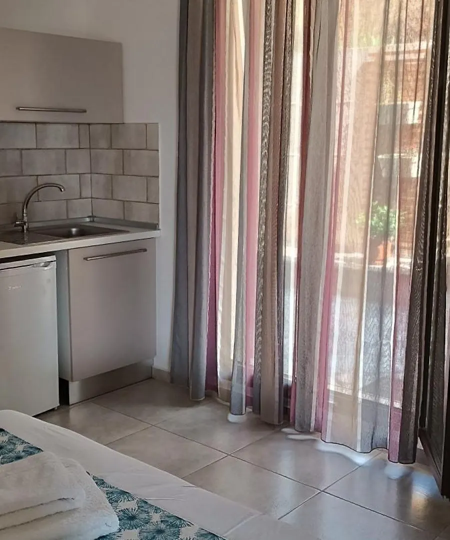 Avli Apartments Pyrgadikia